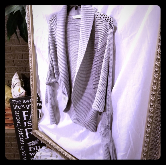 Athleta Sweaters - Athleta 💄 Sweater Wrap Cardigan